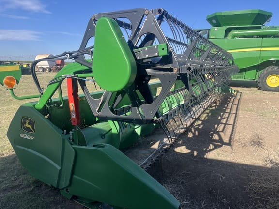 Main image John Deere 630F