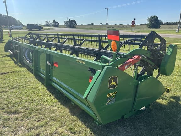 Image of John Deere 630F equipment image 3
