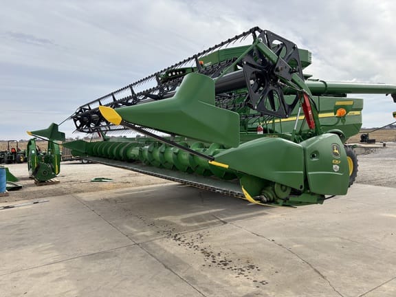 Main image John Deere 635F