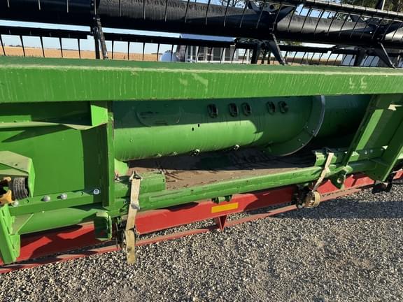 Image of John Deere 635F equipment image 3