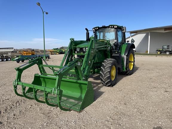 Image of John Deere 640R equipment image 1