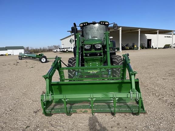 Image of John Deere 640R equipment image 3