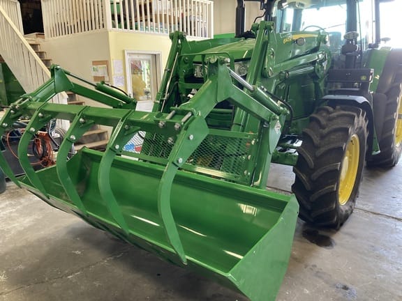 Main image John Deere 640R