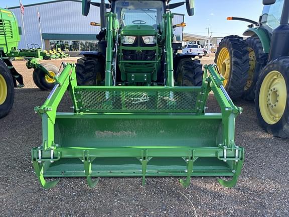 Image of John Deere 640R equipment image 1
