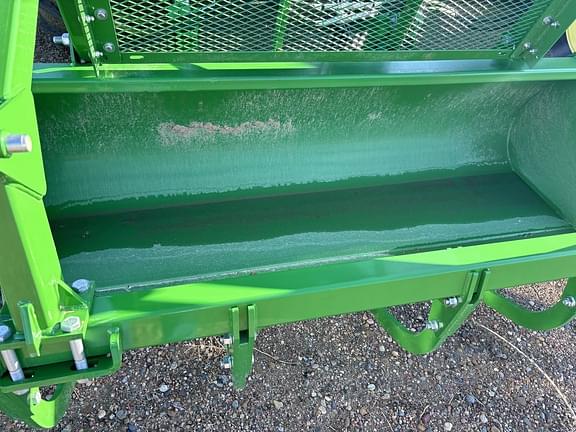 Image of John Deere 640R equipment image 3