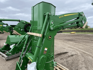 Main image John Deere 640R