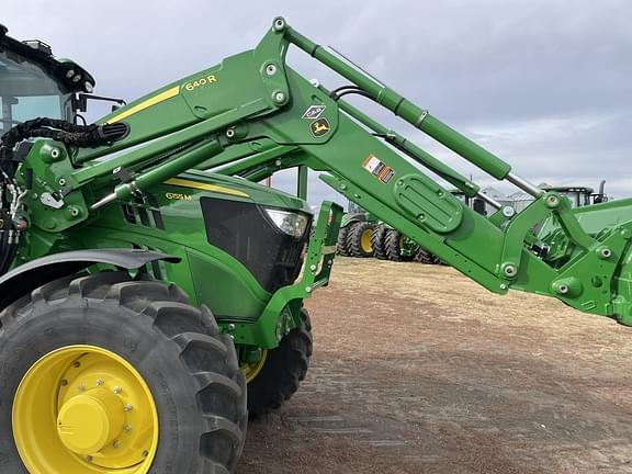 Image of John Deere 640R equipment image 3