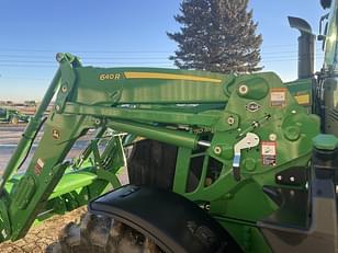 Main image John Deere 640R 3