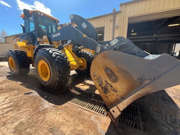 Image of John Deere 644P equipment image 3