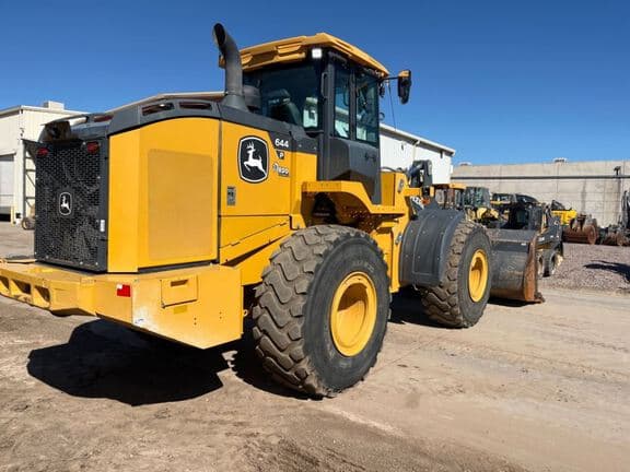 Image of John Deere 644P equipment image 4