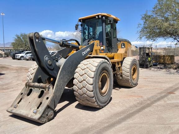 2022 John Deere 644P Equipment Image0