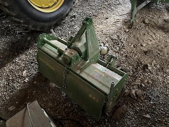 Image of John Deere 647 equipment image 2