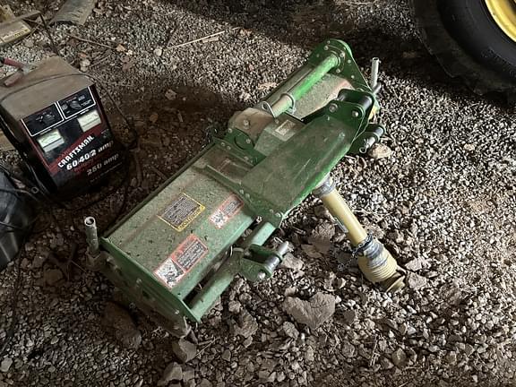 Image of John Deere 647 equipment image 3