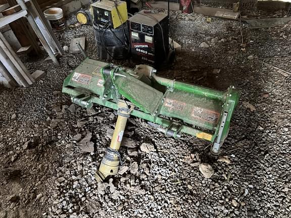 Image of John Deere 647 equipment image 1