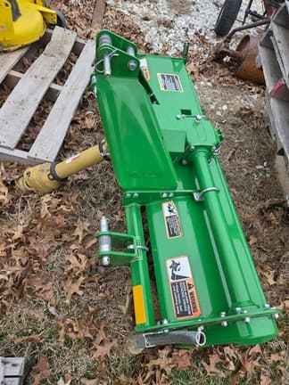 Image of John Deere 647 equipment image 1