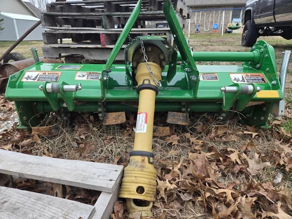 Image of John Deere 647 equipment image 3