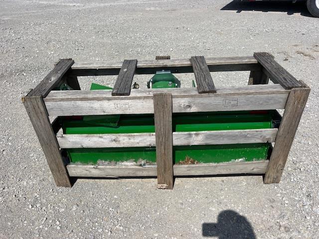 Image of John Deere 647 equipment image 1