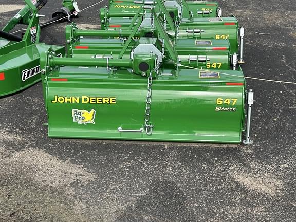 Image of John Deere 647 equipment image 1