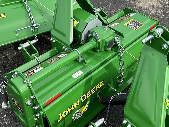 Image of John Deere 647 equipment image 3