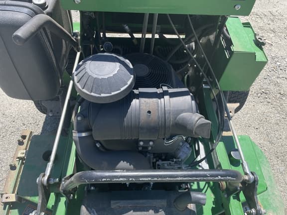 Image of John Deere 648R equipment image 3