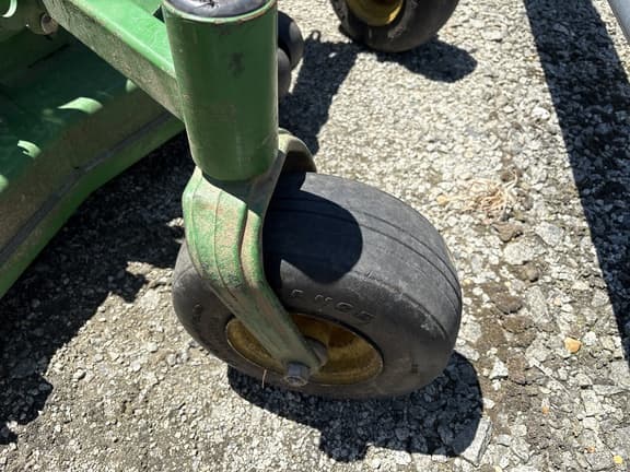 Image of John Deere 648R equipment image 2