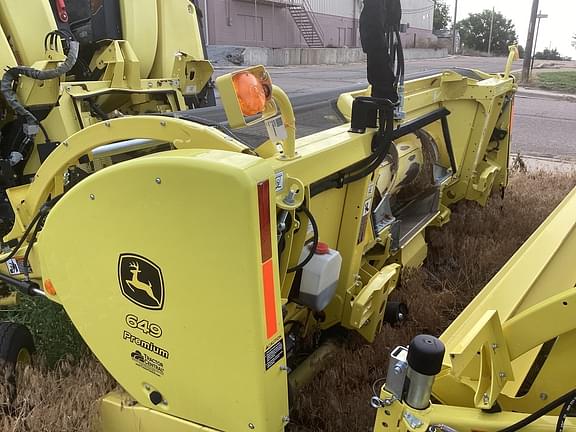 Image of John Deere 649 equipment image 4