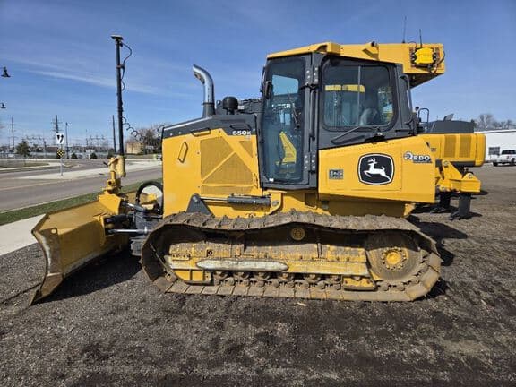 Image of John Deere 650K equipment image 1