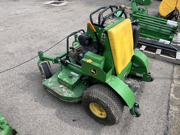 Image of John Deere 652R equipment image 4