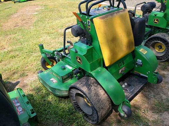 Image of John Deere 652R equipment image 2