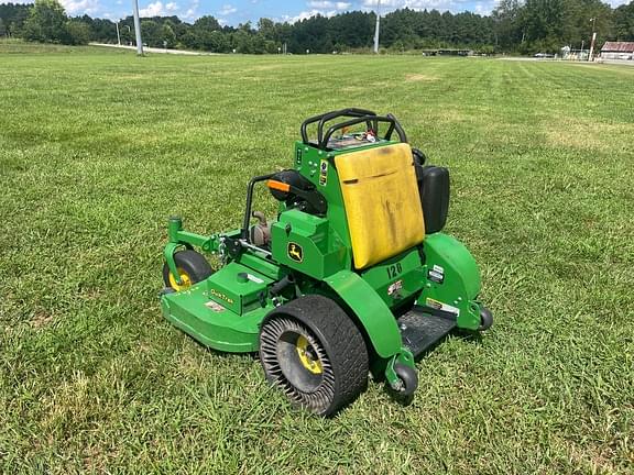 Image of John Deere 652R equipment image 2