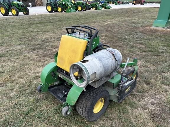 Image of John Deere 652R equipment image 1