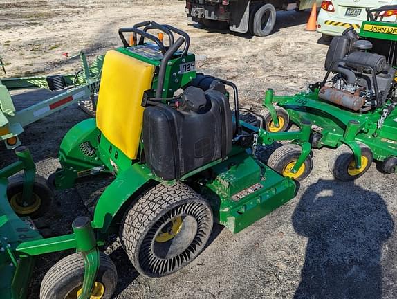 Image of John Deere 652R equipment image 2