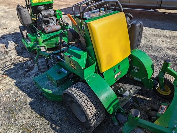 Image of John Deere 652R equipment image 3