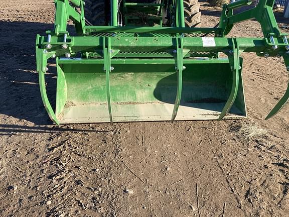2022 John Deere 660R Equipment Image0