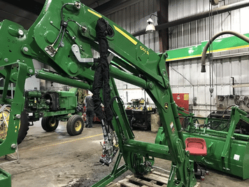 Main image John Deere 660R