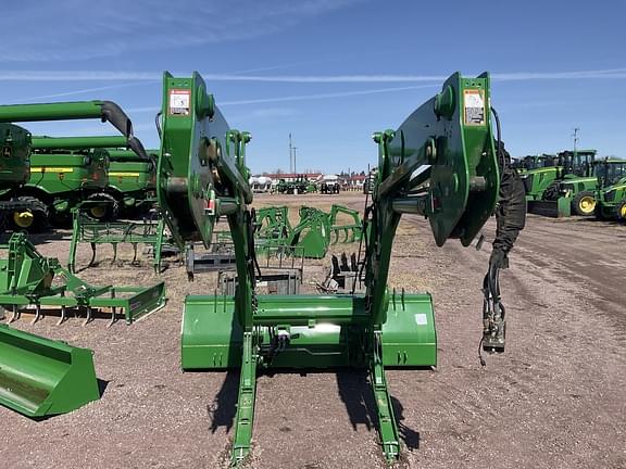 Image of John Deere 660R equipment image 4