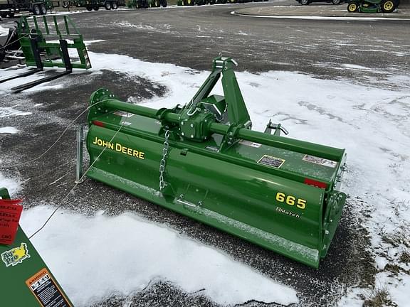 Image of John Deere 665 equipment image 3