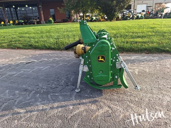 Image of John Deere 665 equipment image 4