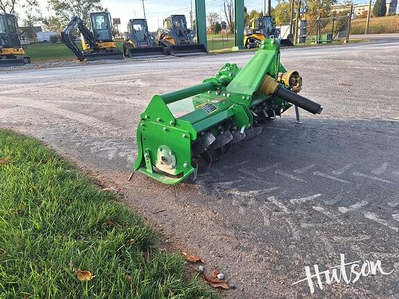 Image of John Deere 665 Primary image