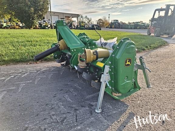 Image of John Deere 665 equipment image 2