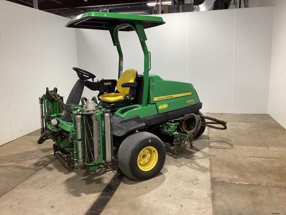 Image of John Deere 6700A equipment image 1