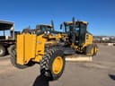 2022 John Deere 672G Image
