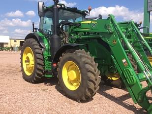 Main image John Deere 680R 7