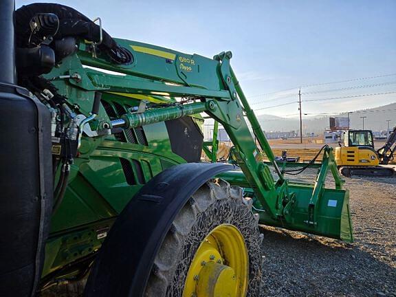 Image of John Deere 680R equipment image 2