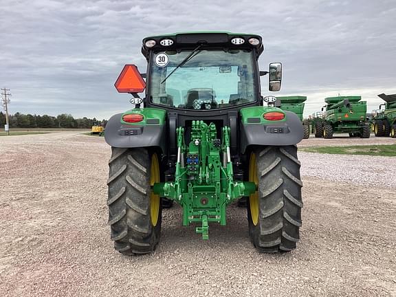 Image of John Deere 6R 110 equipment image 4