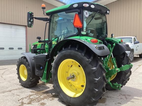 Image of John Deere 6R 110 equipment image 4