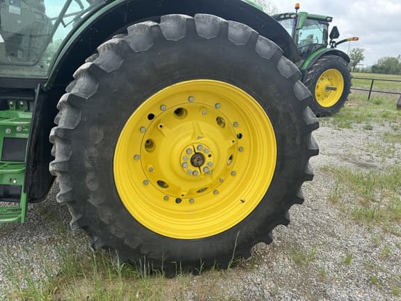 Image of John Deere 6R 145 equipment image 2