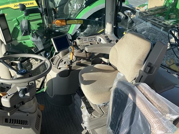 Image of John Deere 6R 145 equipment image 3