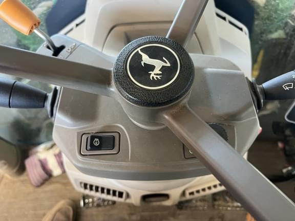 Image of John Deere 6R 145 equipment image 4