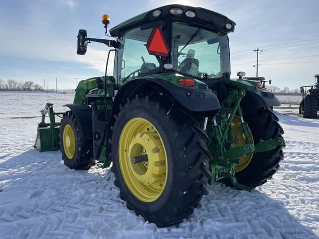 Image of John Deere 6R 155 equipment image 4